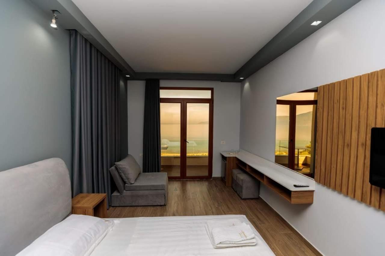 Montecarlo Lungomare Vlore Exterior photo